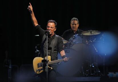 Bruce Springsteen con la E-Street Band cierra su gira en España con el concierto en el Santiago Bernabéu