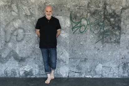 El escritor Fernando Aramburu, en San Sebastián.