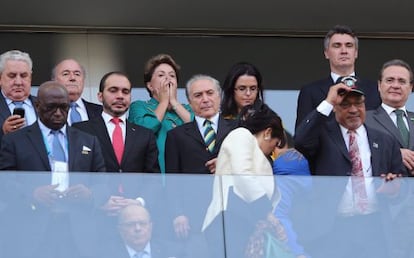 A presidenta Rousseff, de verde, na abertura da Copa.