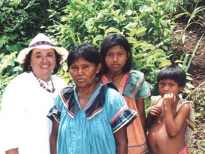 Carmen Sarmiento, en uno de los capítulos de <b></b><i>Los excluidos</i> dedicados a las comunidades indígenas.