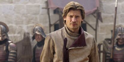 Nikola Coster-Waldau solía llevar ese pelo largo en 'Juego de tronos'. Ahora (ojo, spoiler) se lo ha cortado.
