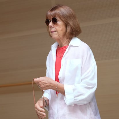 Gisele Pelicot arrives in the Avignon court house, in Avignon, southern France, Thursday, Sept. 5, 2024. A woman allegedly drugged by her ex-husband so that she could be raped by other men while she laid unconscious, is expected to testify before a panel of French judges. (AP Photo/Lewis Joly)