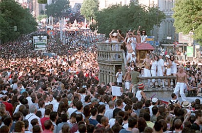 Miles de personas participan en la marcha que ha recorrido las calles de Madrid.