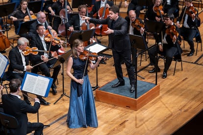 Lisa Batiashvili interpreta el Concierto para violín de Beethoven con la Orquesta Filarmónica de Múnich dirigida por Lahav Shani.