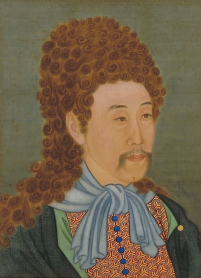 Este cuadro retrata al emperador Yongzheng (rein de 1723-1735) con peluca al estilo Louis XIV y un pa?uelo a la occidental. "A primera vista nos puede parecer una broma, sobre todo visto que estamos ya bajo el reino de Luis XV y que ese peinado ya haba de moda", comenta Guillaume Fonkenell, conservador del departamento de Esculturas del museo del Louvre. "Pero en realidad, ha sido retratado de diferentes modos, incluso como monje budista, y esto era una forma de decir que el soberano del Imperio del Medio era el soberano de todas partes", a?ade.