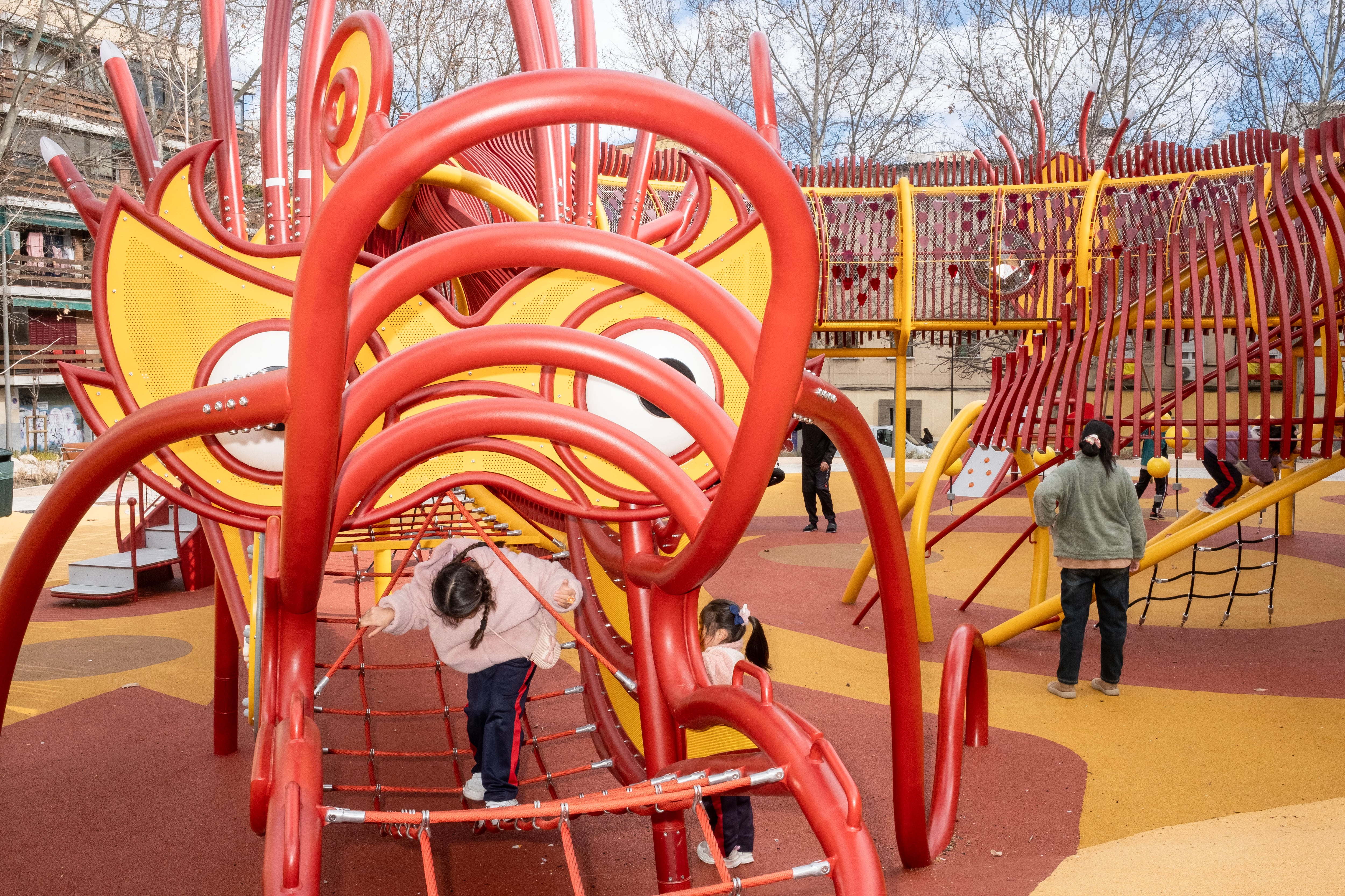 El nuevo parque instalado por el Ayuntamiento de Madrid en la Plaza de las Tizas.
