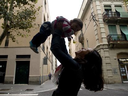 ATHENEA PAGARÁ 400 EUROS AL MES POR UNA GUARDERÍA PRIVADA