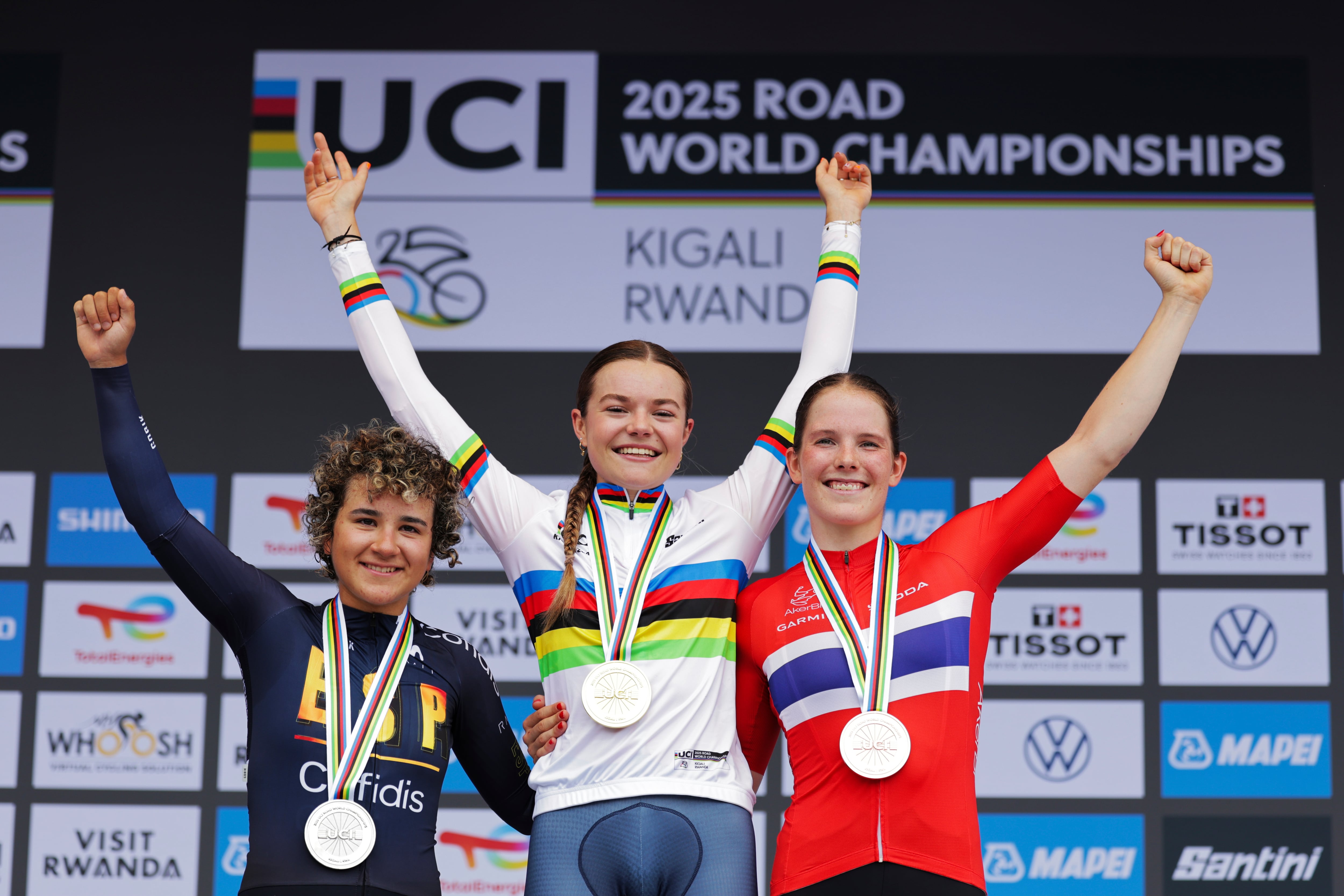 Paula Ostiz gana la medalla de plata en el Mundial júnior de contrarreloj en Ruanda