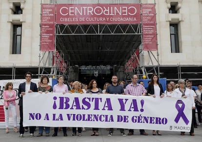 Concentración contra la violencia machista en Madrid, convocada el lunes en memoria de las dos últimas asesinadas en la región.