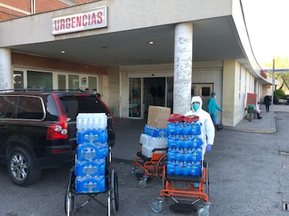 Donación del grupo de Voluntarios EMT a hospitales durante la crisis del coronavirus.