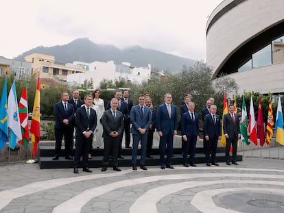 Foto de familia antes del inicio de la Conferencia de Presidentes en La Palma, con la única ausencia de Pere Aragonès.
