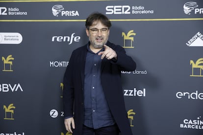 El presentador Jordi Évole durante el 'photocall' previo a la gala de los Premios Ondas en el Liceu.