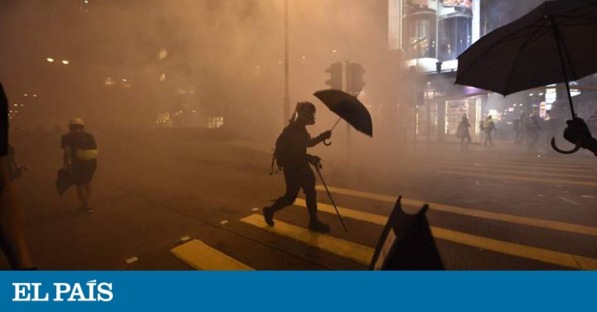 Miles de personas salen a la calle en Hong Kong para protestar y ...