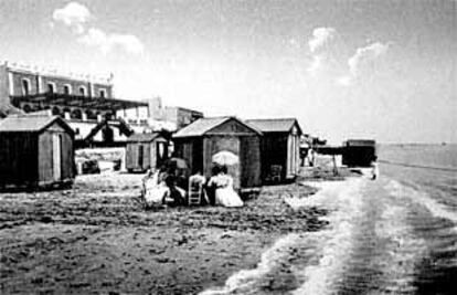 Balneario y playa de Rota en los años veinte.