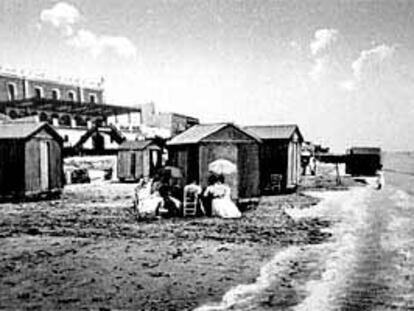 Balneario y playa de Rota en los años veinte.