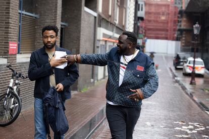 “ATLANTA” --  "Sinterklaas is Coming to Town" -- Season 3, Episode 2 (Airs March 24) Pictured (L-R): Donald Glover as Earn Marks, Brian Tyree Henry as Alfred "Paper Boi" Miles.  CR: Coco Olakunle/FX