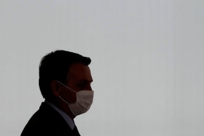 O presidente Jair Bolsonaro, durante cerimônia no Palácio do Planalto, nesta terça, 27.