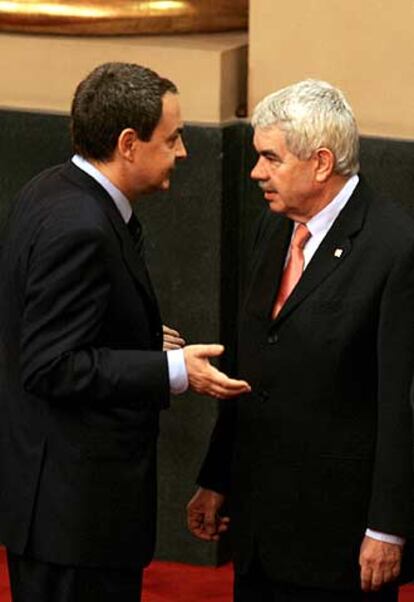 José Luis Rodríguez Zapatero y Pasqual Maragall, durante la última Conferencia de Presidentes.