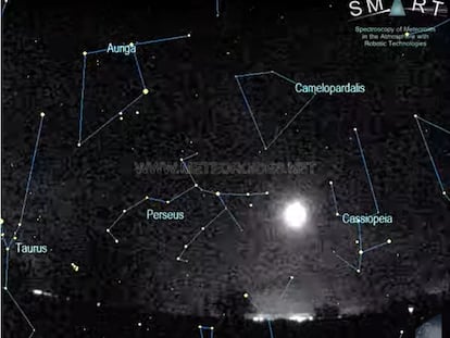 Captura del vídeo de la simulación de la trayectoria en la atmósfera e imágenes tomadas desde varios observatorios.