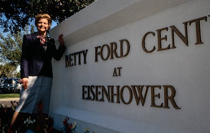 Betty Ford at her addiction treatment center in Rancho Mirage, California in 1987.