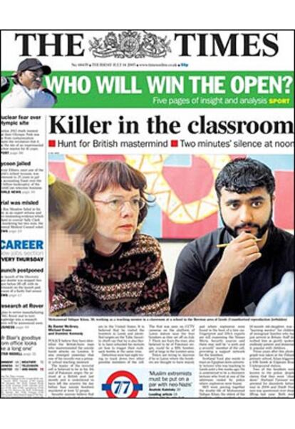 Mohamed Sadique Khan junto a otra profesora, en la portada de <i>The Times.</i>