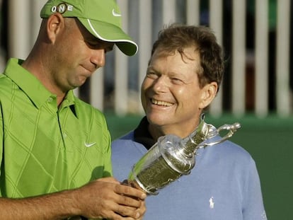 Cink, con el trofeo, y Watson, en 2009.