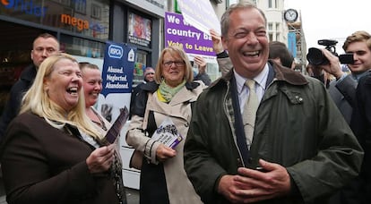El l&iacute;der del partido UKIP, Nigel Farage, el pasado jueves en Newcastle, Inglaterra.
