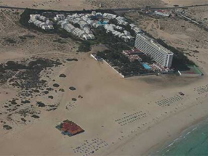 El hotel Oliva Beach, al borde del mar, en Fuerteventura.