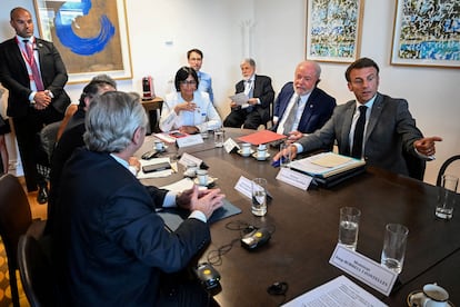 Macron, Lula y Fernández durante la reunión con Delcy Rodríguez.