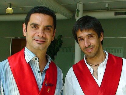 José María di Bello (izquierda) y Alex Freyre, primer matrimonio homosexual en Argentina, en Viena.