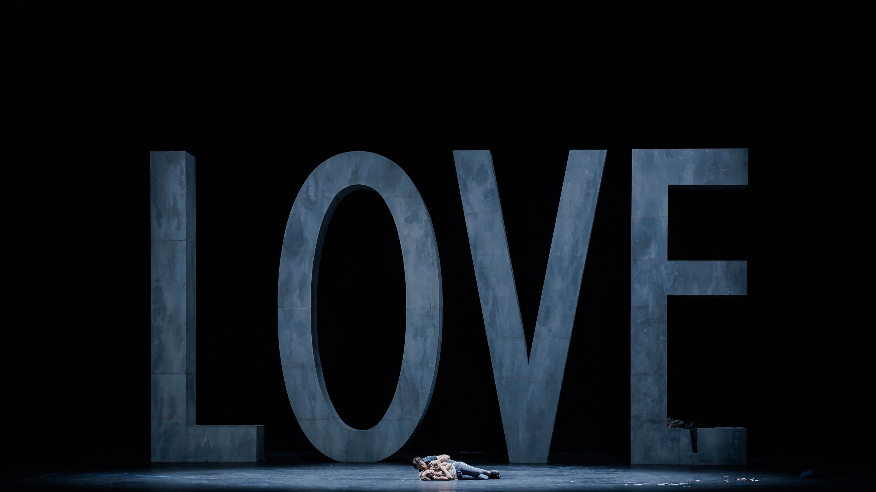 Visión general del cuarto acto de ‘Manon Lescaut’, de Puccini, el pasado 17 de marzo en el Liceu de Barcelona.
