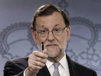 Rajoy, tras su reunion con el Rey. 