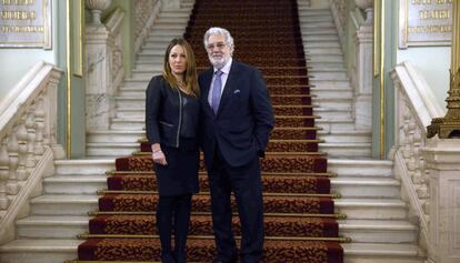 Plácido Domingo y la soprano Nino Machaidze, en la presentación en el Liceo de 'Thaïs'