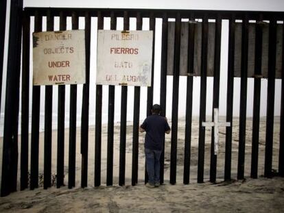 Photo at the Tijuana border.