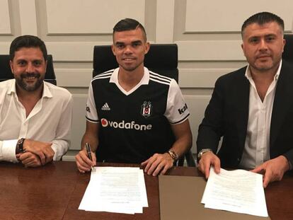 Pepe, con la camiseta del Besiktas.