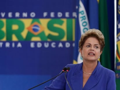 Rousseff, durante la presentaci&oacute;n de medidas anticorrupci&oacute;n. 