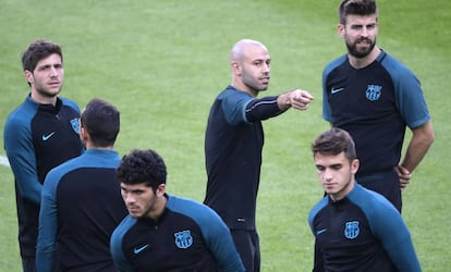 Sergi Roberto, Aleñá, Mascherano, Carbonell y Piqué.