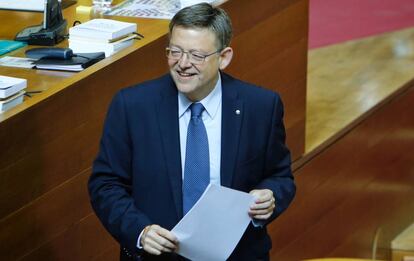 El presidente de la Generalitat, Ximo Puig, en la sesión de control de hoy en las Cortes.