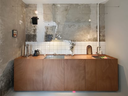 Diseño cocina realizado por Guy Michaely y Dima Markovs para su apartamento de Berlín