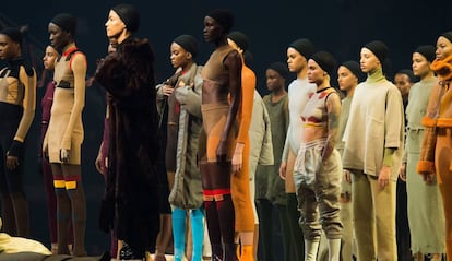 El desfile otoño invierno 2016 de Yeezy en Nueva York.