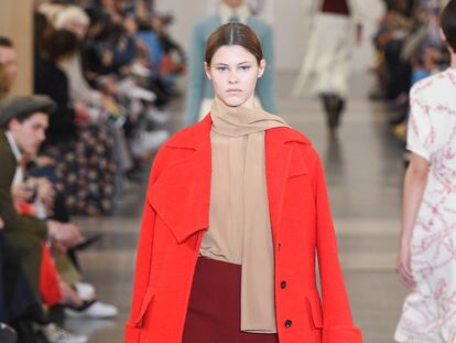 La mujer sofisticada y femenina de Victoria Beckham