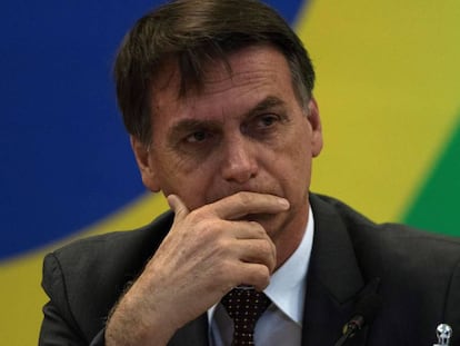 El presidente electo de Brasil, Jair Bolsonaro, en una reunión con gobernadores.