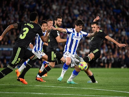 David Silva durante el partido de la Liga entre la Real Sociedad y el Real Madrid, en Anoeta este martes.