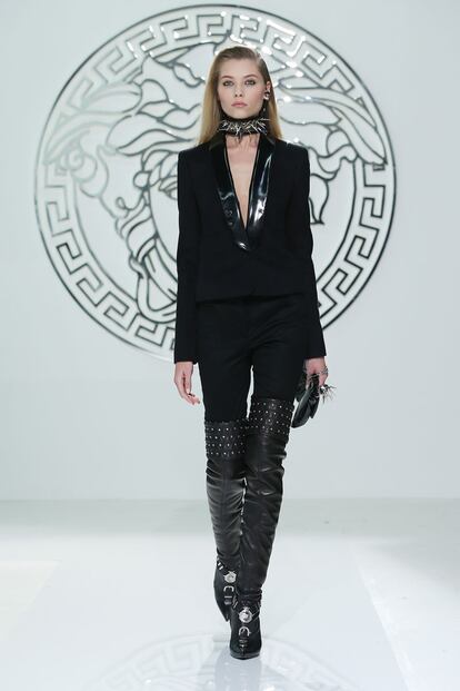 el estilo mas futurista de versace