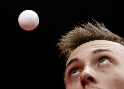 Detalle del jugador inglés Liam Pitchford junto a la pelota de ping-pong en los Juegos de la Commonwealth en Gold Coast (Australia), el 9 de abril de 2018.