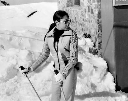 Carmina Ordoñez esquiando en Sierra Nevada, en Granada, en 1976.