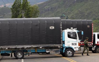 Los camioneros advierten que prolongarán la huelga hasta que lleguen a soluciones con el gobierno.