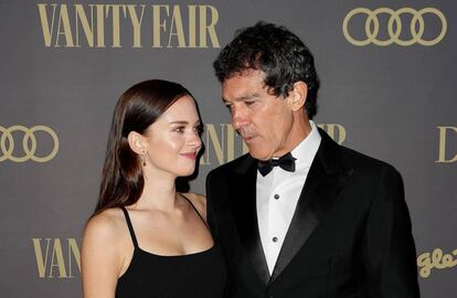  Antonio Banderas y su hija Stella del Carmen en los premios de la revista Vanity Fair, el pasado lunes. 