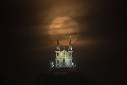 Iglesia de Nossa Senhora de Penha en Río de Janeiro, Brasil.