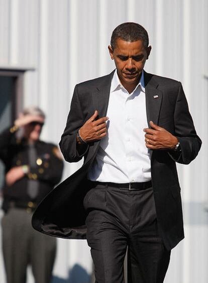 Barack Obama, tras aterrizar en Swanton, Ohio.